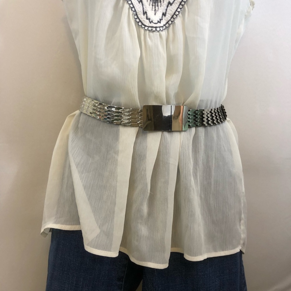 Silver metal stretchy hip belt